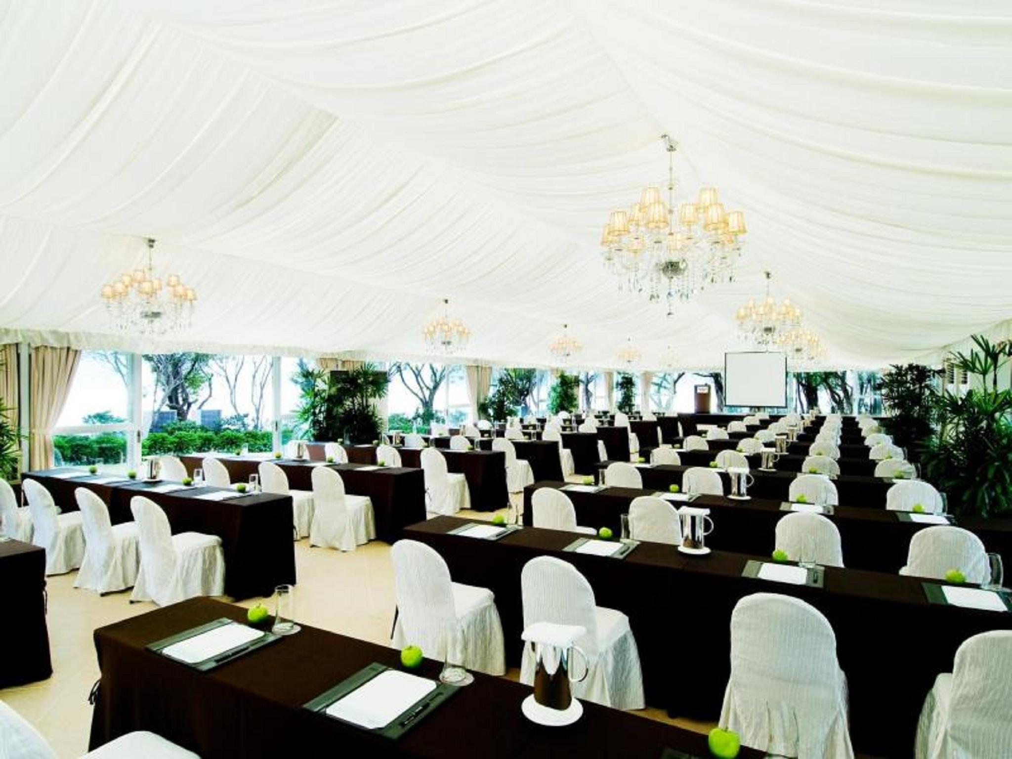 Grand Coloane Resort Μακάο Εξωτερικό φωτογραφία The tent at the Four Seasons Hotel