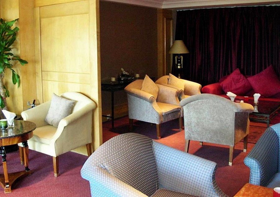 Grand Coloane Resort Μακάο Εξωτερικό φωτογραφία The interior of a suite at the hotel